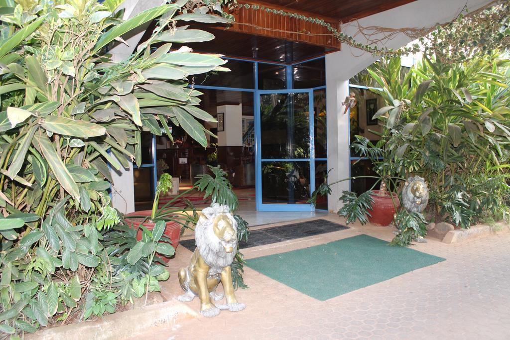 La Mada Hotel Nairobi Buitenkant foto