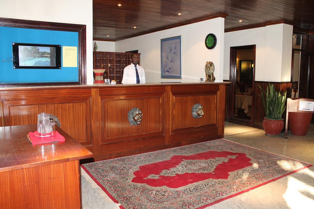La Mada Hotel Nairobi Buitenkant foto